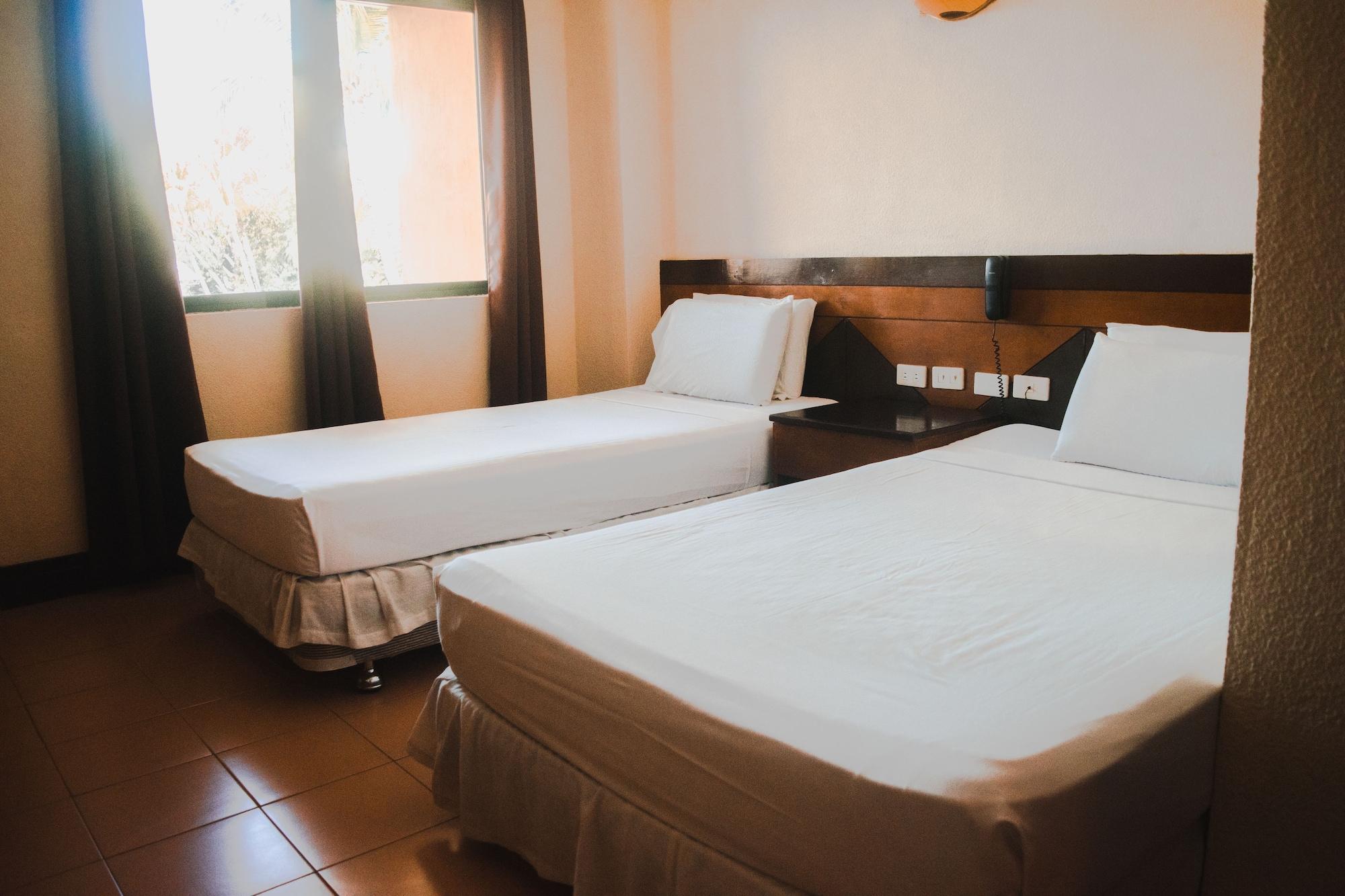 Country Village Hotel Cagayan de Oro Dış mekan fotoğraf