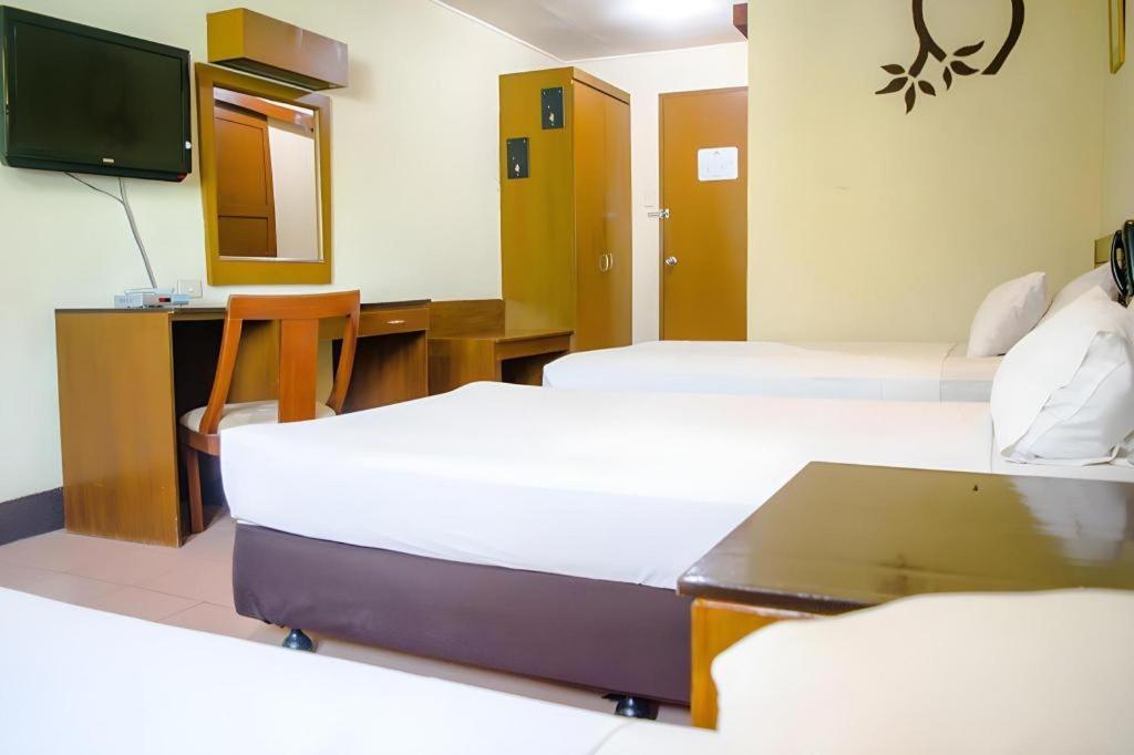 Country Village Hotel Cagayan de Oro Dış mekan fotoğraf