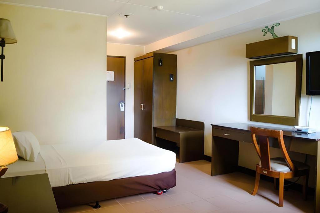 Country Village Hotel Cagayan de Oro Dış mekan fotoğraf