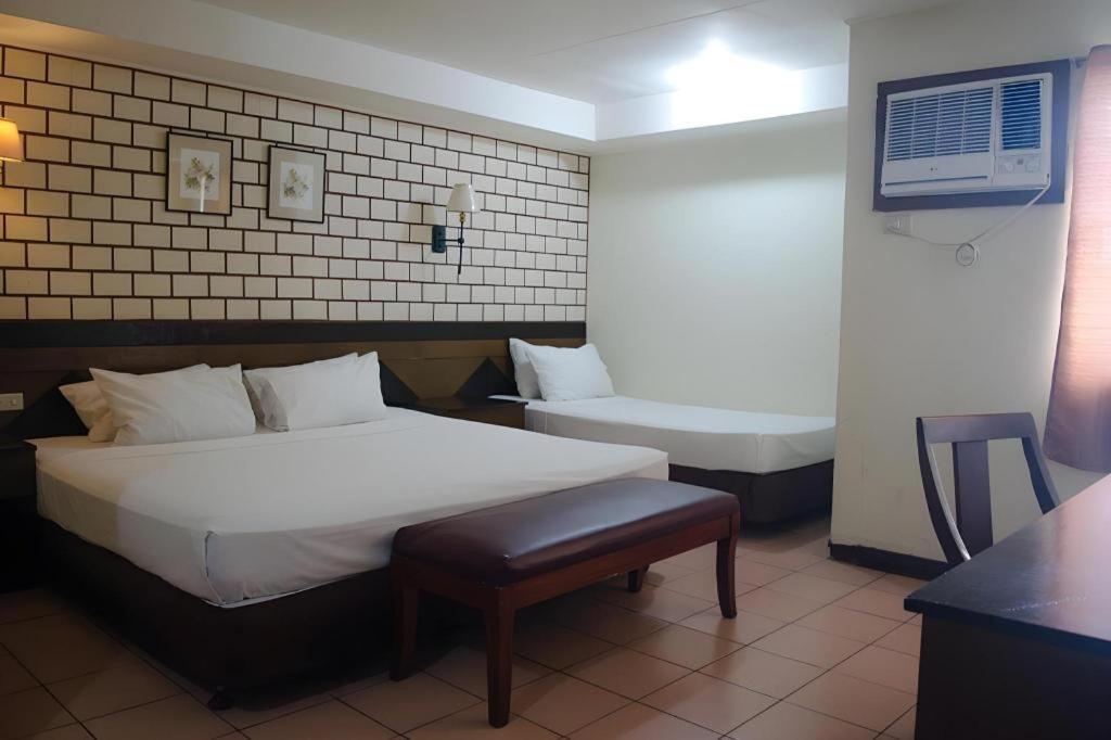 Country Village Hotel Cagayan de Oro Dış mekan fotoğraf