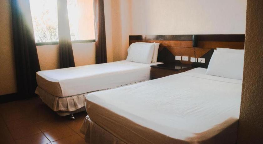 Country Village Hotel Cagayan de Oro Dış mekan fotoğraf