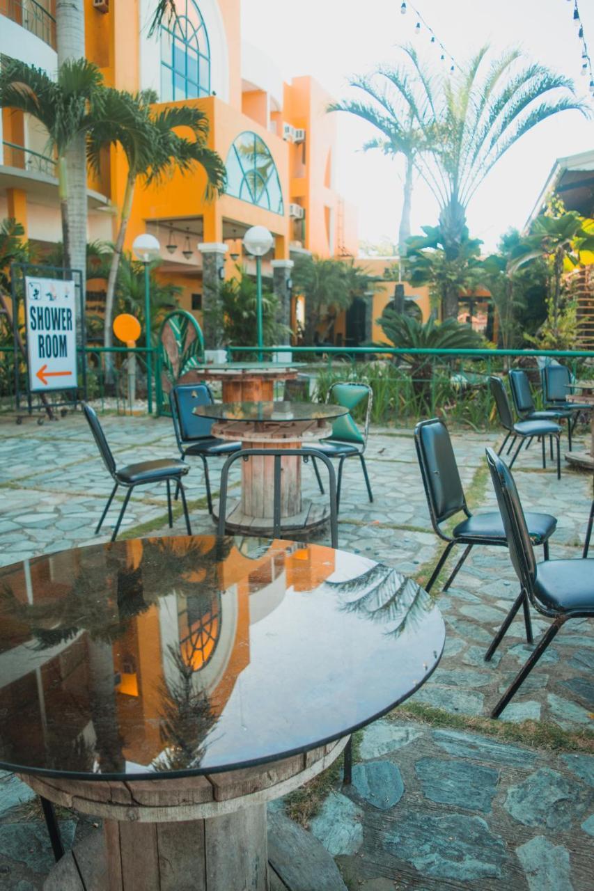 Country Village Hotel Cagayan de Oro Dış mekan fotoğraf