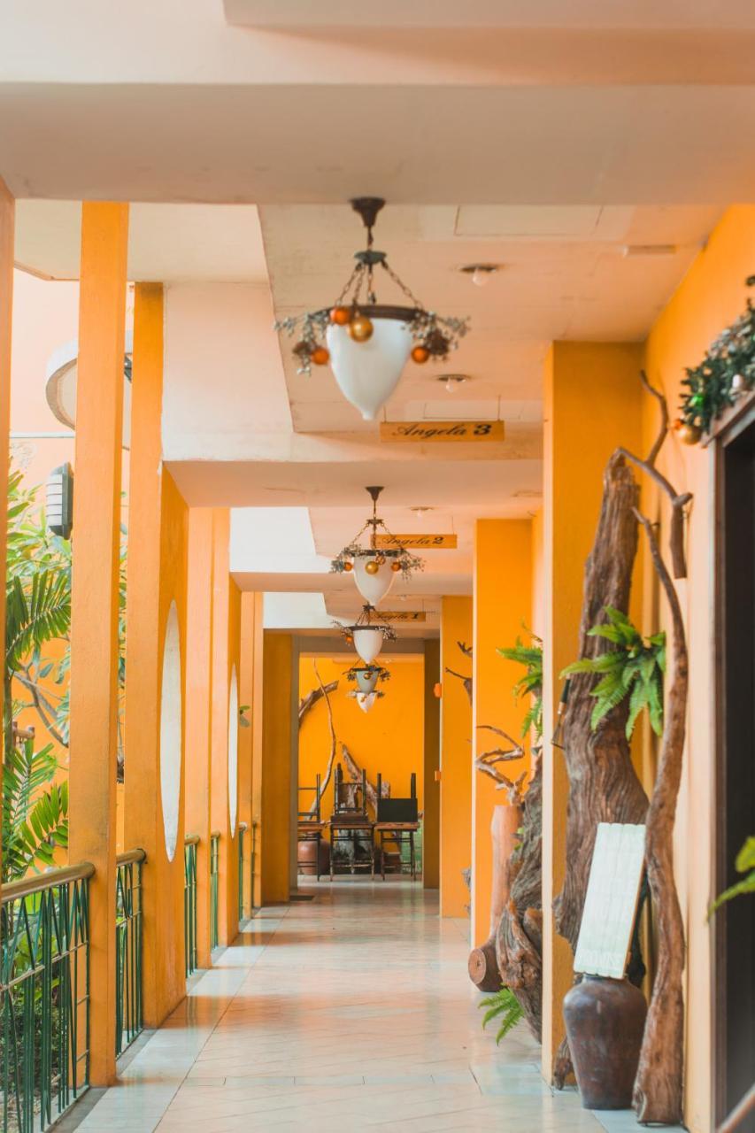 Country Village Hotel Cagayan de Oro Dış mekan fotoğraf