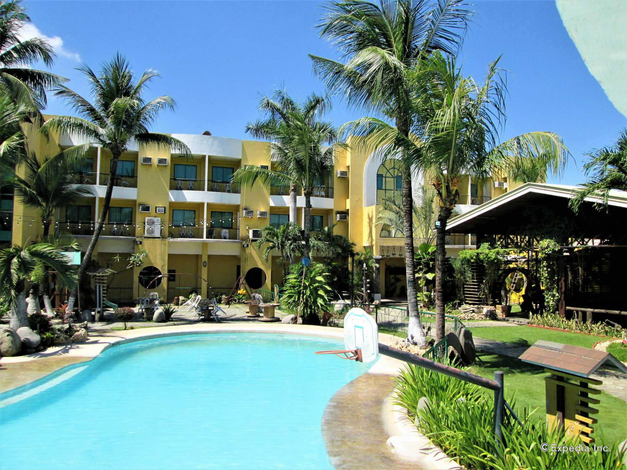 Country Village Hotel Cagayan de Oro Dış mekan fotoğraf