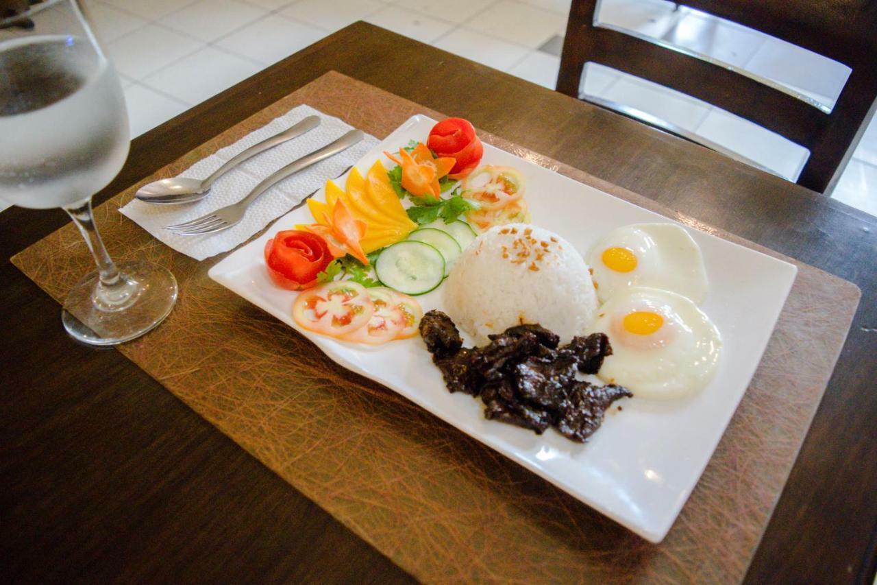 Country Village Hotel Cagayan de Oro Dış mekan fotoğraf